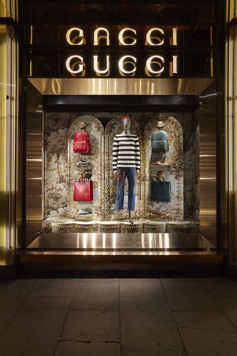 pinterest Gucci window display